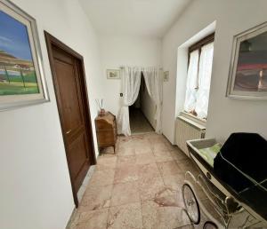 Μια τηλεόραση ή/και κέντρο ψυχαγωγίας στο Dalla Tibi