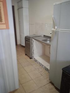 Köök või kööginurk majutusasutuses Cozy studio apartment close to the beach and everything!