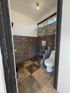 Ένα μπάνιο στο Casa Firefly +11 φωτογραφίες