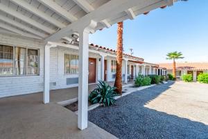 Το κτήριο όπου στεγάζεται  το μοτέλ