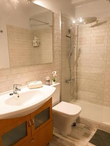 Ένα μπάνιο στο Primavera Pool Paradise