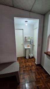 Billede fra billedgalleriet på Hidden House i Santa Ana