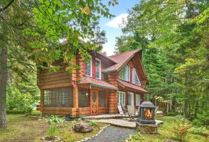 Κήπος έξω από το Domaine Rivière Sacacomie - Chalet Le Huard