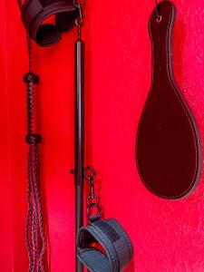 Fotografie z fotogalerie ubytování Romantic Red Room - Adults Only Couples' Retreat v destinaci McCaysville