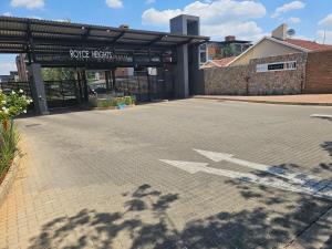 an empty parking lot in front of a store at Eland Ridge in Boksburg