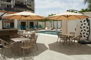 Bazén v ubytování Zafi Hotel nebo v jeho okolí