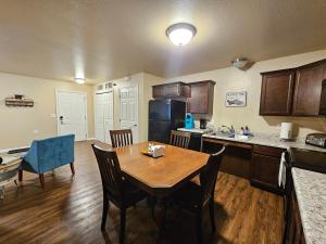 Фотография из галереи Neel Apt в Рапид-Сити