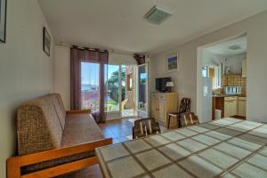 Afbeelding uit fotogalerij van Résidence Les Galets in Saint-Florent +29 foto's