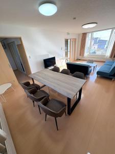 Χώρος καθιστικού στο Private villa with a dog run and ocean view