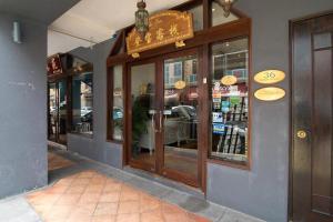 Gallery image of The Inn at Temple Street in Singapore