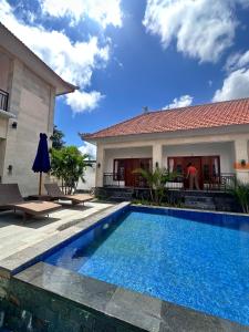 Бассейн в Memela Bungalow или поблизости