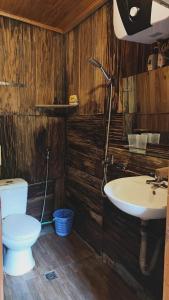 Koupelna v ubytování Hiên Homestay Coffee & Restaurant