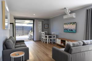 Χώρος καθιστικού στο Seabreeze Villa