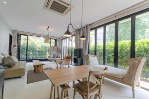 Posezení v ubytování The Blue Sky Resort @ Hua Hin