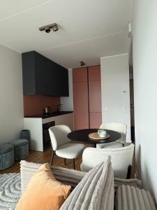 Η κουζίνα ή μικρή κουζίνα στο Fox17 Modern Stay