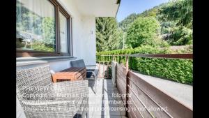Balkón nebo terasa v ubytování Bergparadies Natur PUR Kaution 50 Eur ENTHALTEN IN BUCHUNGSBETRAG direkte Buchung möglich keine Freigabe erforderlich Raumüberlassung siehe Informationen Kaution wird nach Auszug zurücküberwiesen