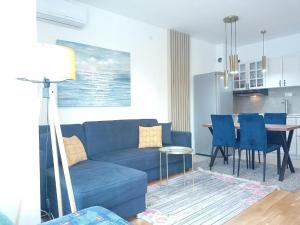 Et opholdsområde på GREEN HILL Lux Apartments