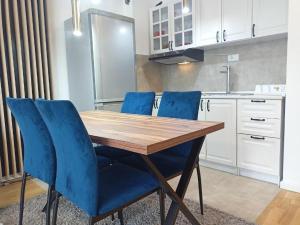 Køkken eller tekøkken på GREEN HILL Lux Apartments