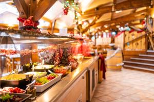 Jídlo v hotelu nebo okolí