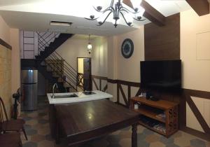 Een TV en/of entertainmentcenter bij Pretty Nanwan B&B
