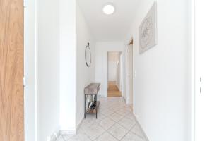 Fotografie z fotogalerie ubytování Spacious Apartment for 8 People - Bron Grand Clement v destinaci Bron + 21 fotografií