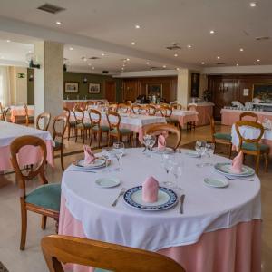 Restaurace v ubytování Pousada de Portomarín