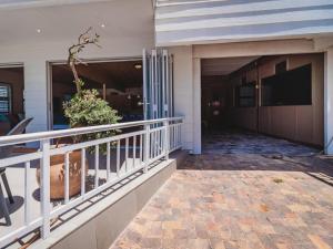 ビクトリア・ベイにあるBeachfront property, Victoria Bay, Garden routeのギャラリーの写真