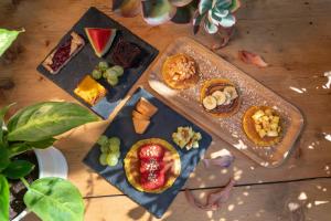 Jídlo v bed and breakfast nebo okolí + 74 fotografií