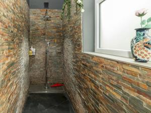 Koupelna v ubytování Spacious Home Heated PoolMay-Sep in Tilehurst - Pass the Keys + 55 fotografií