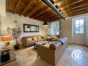 Χώρος καθιστικού στο Le mas de l'ecluse