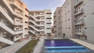 Bazén v ubytování DOMO By Design Union nebo v jeho okolí