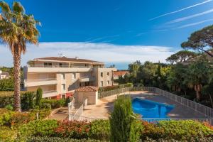 Πισίνα στο ή κοντά στο Petit Paradis à Cavalaire