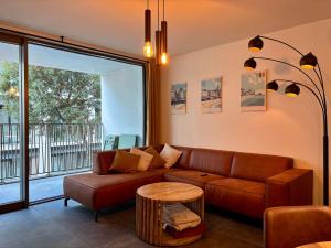 Χώρος καθιστικού στο Beach Escape at Nova Seaside Harbour View & Balcony Bliss +36 φωτογραφίες