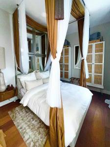 Ένα ή περισσότερα κρεβάτια σε δωμάτιο στο Luxury Apartment With Rooftop Terrace In Heiligendamm