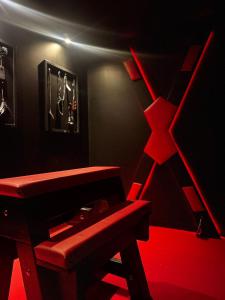 WattigniesにあるLove Room Les secrets interditsのギャラリーの写真