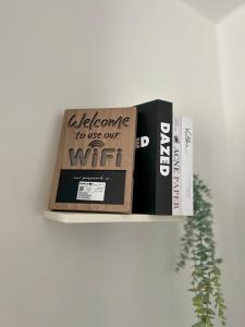 Certifikát, hodnocení, plakát nebo jiný dokument vystavený v ubytování Leicester Comfort - Weekend Guest Stays - Free parking