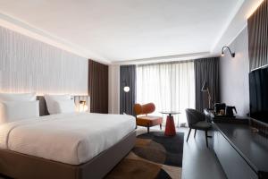 Μια τηλεόραση ή/και κέντρο ψυχαγωγίας στο Pullman Kinshasa Grand Hotel