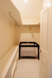 Ένα ή περισσότερα κρεβάτια σε δωμάτιο στο Seednest 7 bedroom beach house Pool &Game Room +48 φωτογραφίες