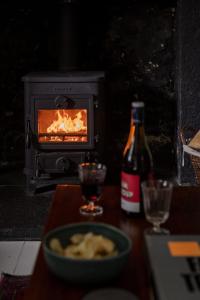 Nápoje v ubytování Bonnie Dye Bothy By Birch Stays