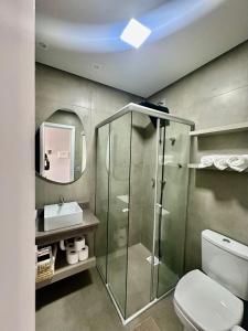 Koupelna v ubytování Lofts 415 e 417 Completos em Livin Home Resort ao lado do Ramblas