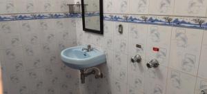 Ένα μπάνιο στο Kasa anjo