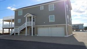 Gallery image of 5 Bedroom Of In The Crest With Hot Tub in Beach Haven Crest