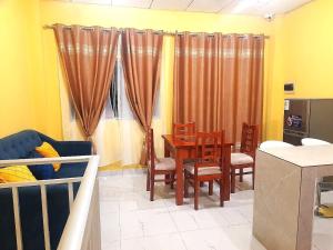 Et opholdsområde på Amazon Soul Apartment