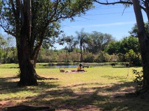 Photo de la galerie de l'établissement Casa de Verano en Ypacaraí con lago natural, Piscina, Naturaleza y Comodidad para Grupos, à Ypacarai