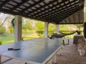 Photo de la galerie de l'établissement Casa de Verano en Ypacaraí con lago natural, Piscina, Naturaleza y Comodidad para Grupos, à Ypacarai