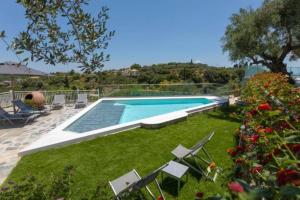 Gallery image of Demargia Villa A - First Floor Apartment in Áno Yerakaríon +30 photos