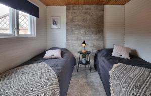 Χώρος καθιστικού στο 1 Bedroom Pet Friendly Home In Tidaholm