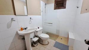 Koupelna v ubytování Enjoy the peace and nature of Jarabacoa + 36 fotografií