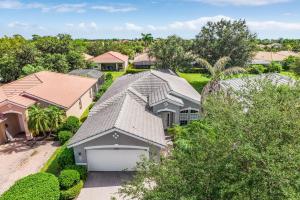 Tòa nhà nơi nhà nghỉ dưỡng tọa lạc