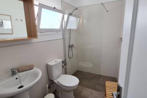 Et badeværelse på Arrecife Apartamento Centrico con terraza + 11 billeder